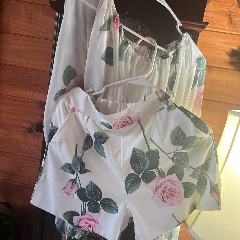My Preloved Puffed set short and tops
